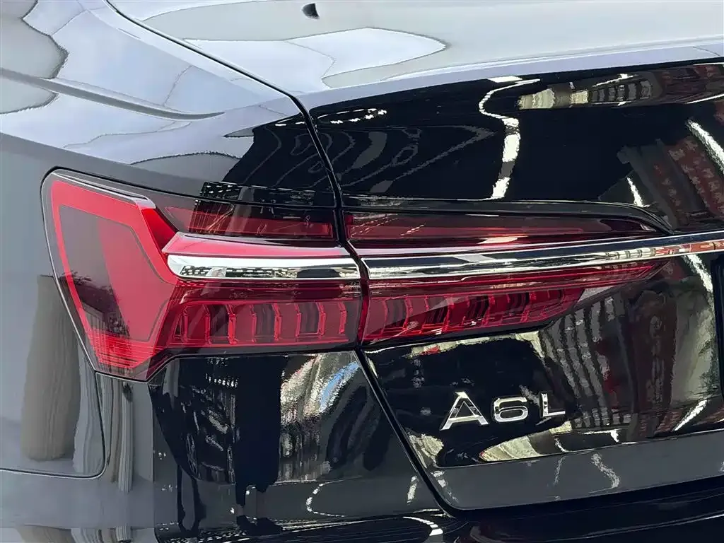 Audi A6L 2024 из CN, фото 8