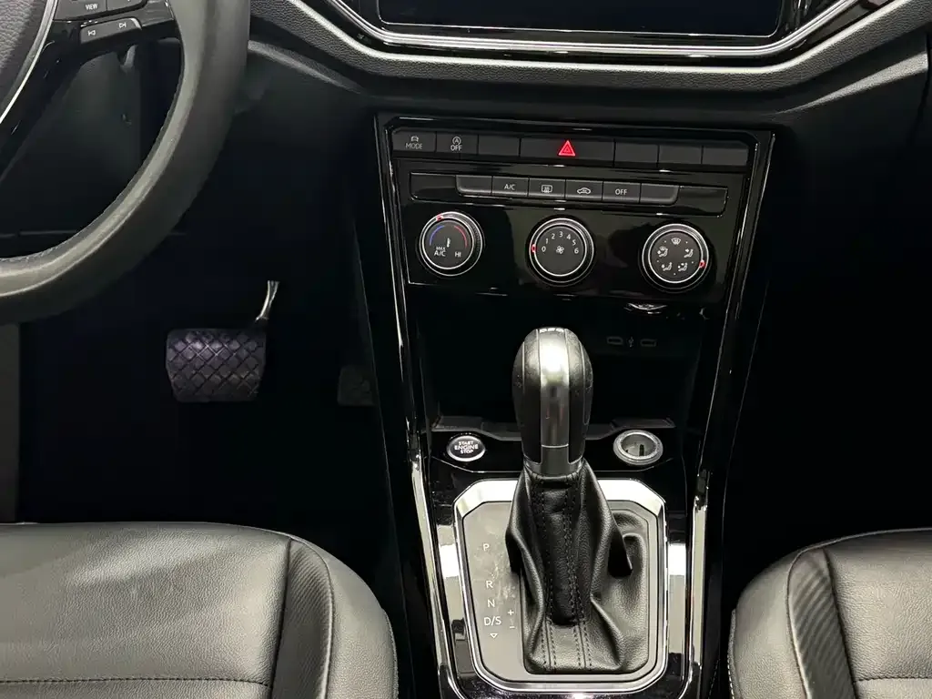 Volkswagen T-Roc 2021 из CN, фото 10