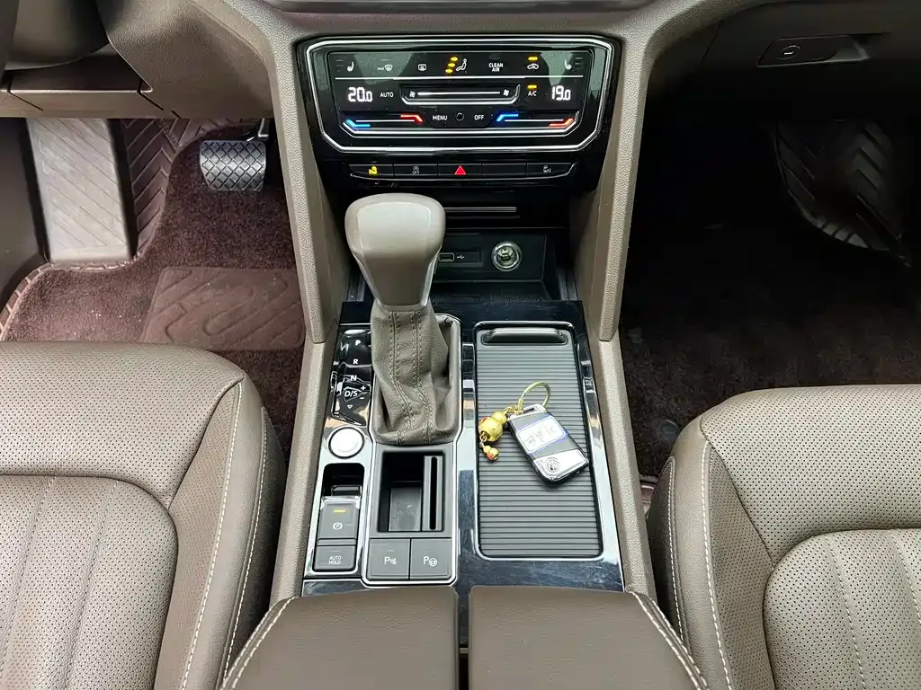 Volkswagen Viloran 2021 из CN, фото 10