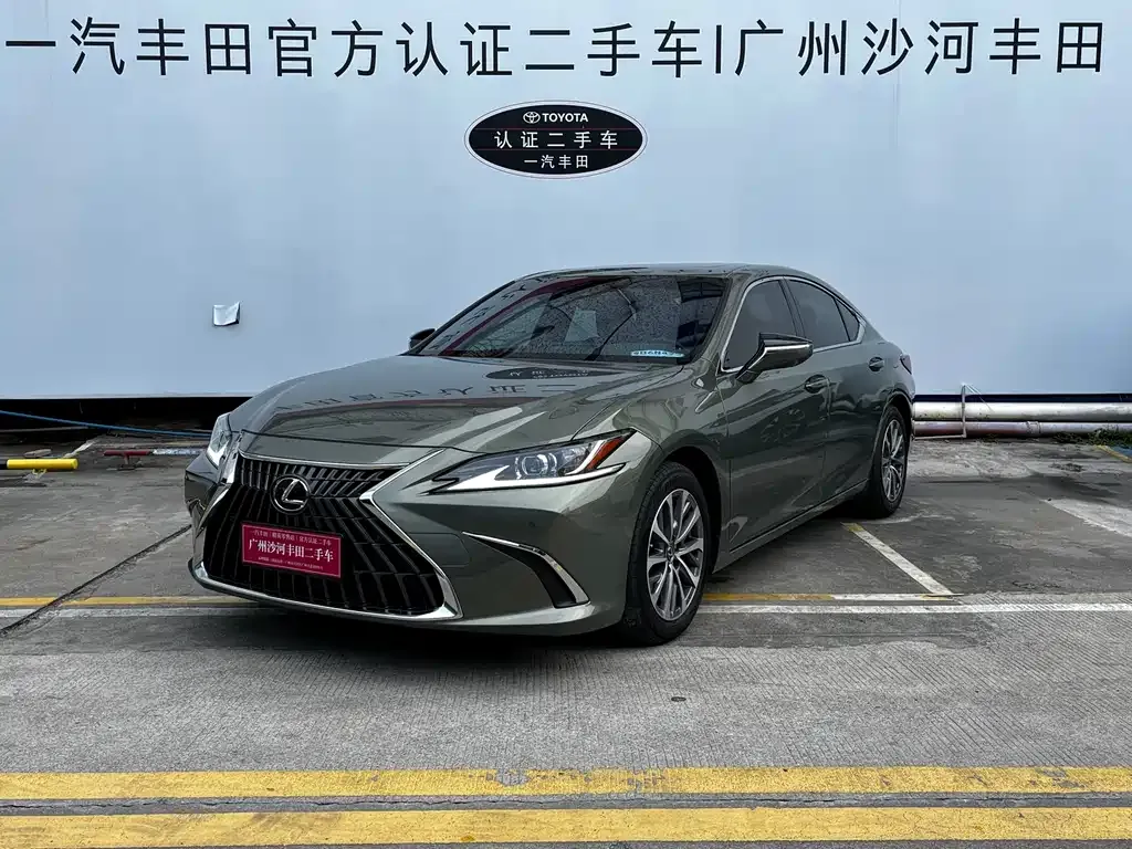 Lexus ES 2023 из CN, фото 1