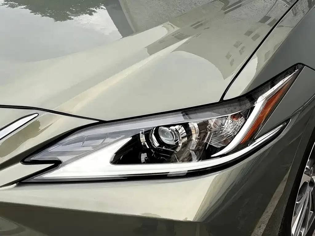 Lexus ES 2023 из CN, фото 2