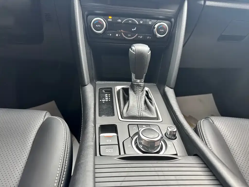 Mazda CX-4 2021 из CN, фото 7