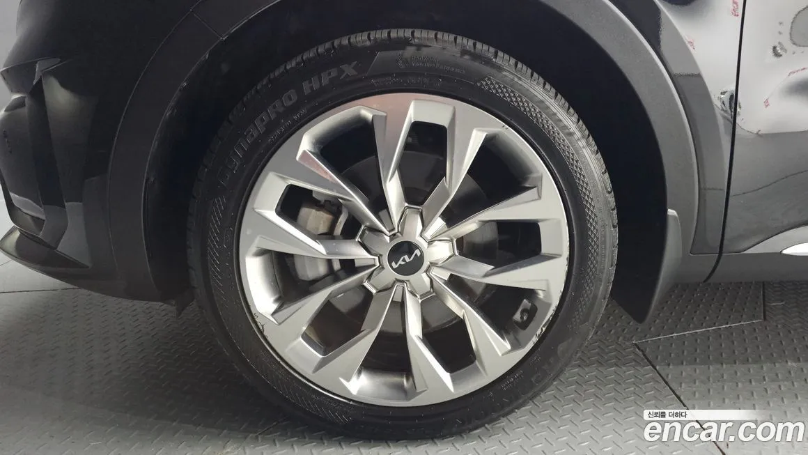 Kia Sorento — фото 10