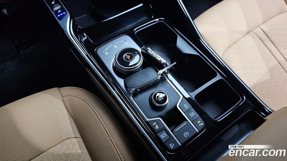 Kia Sorento — фото 8