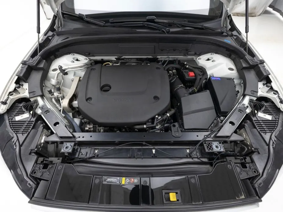 Volvo XC60 2023 из KR, фото 3