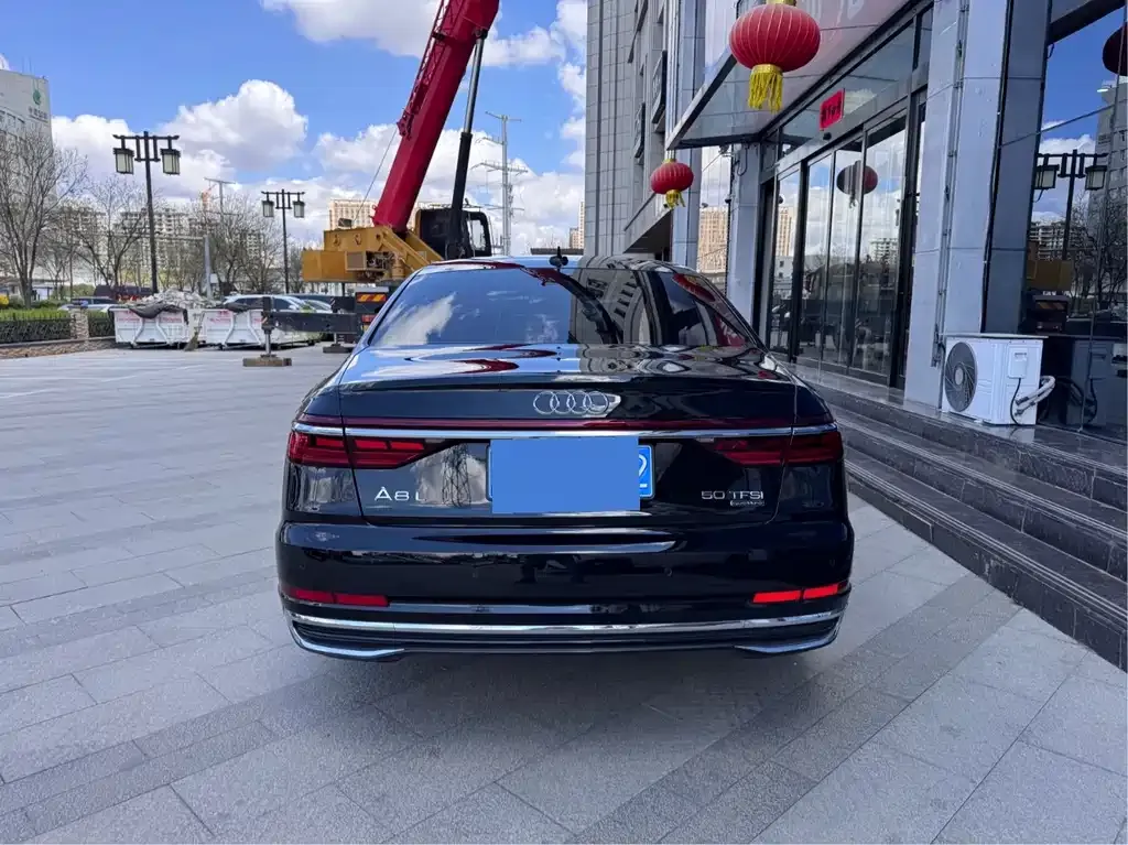 Audi A8 2025 из CN, фото 5