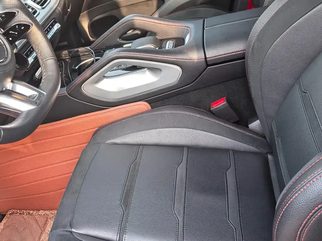 Mercedes-Benz GLE AMG — фото 10