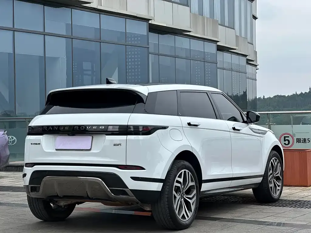 Land Rover Evoque — фото 6