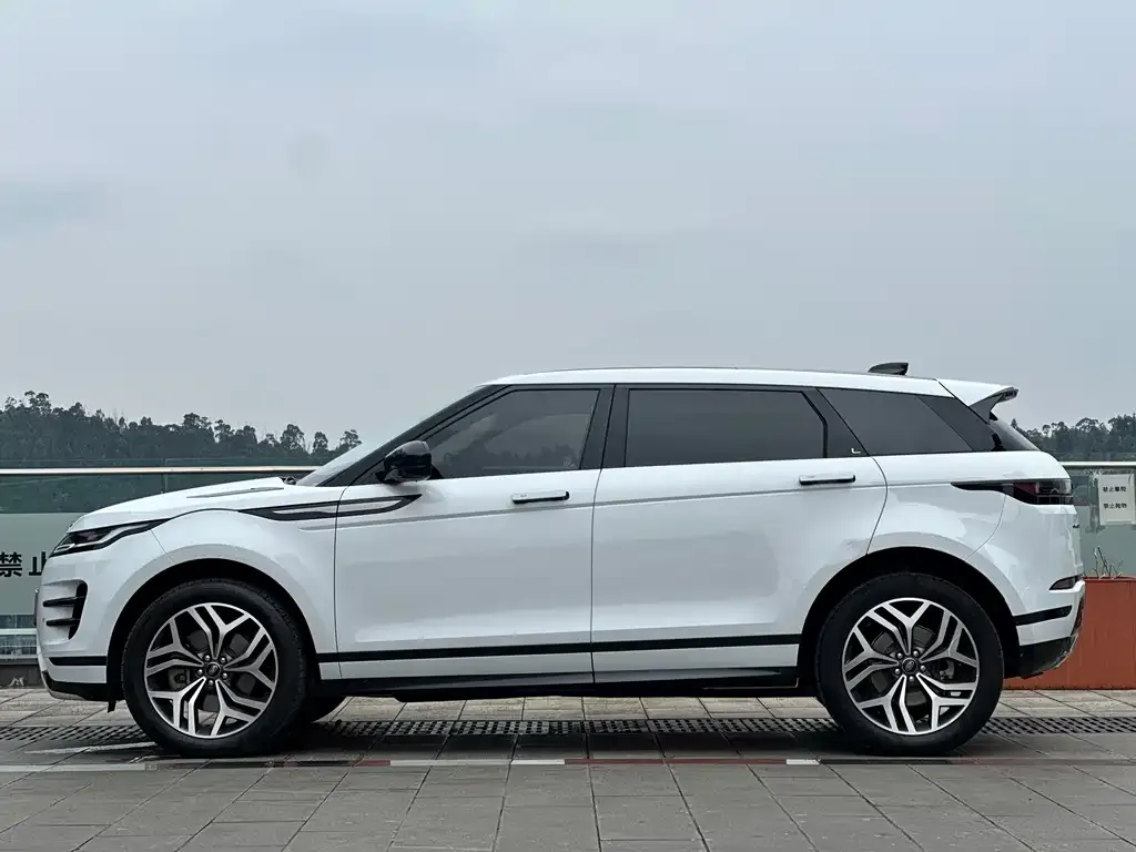 Land Rover Evoque — фото 7