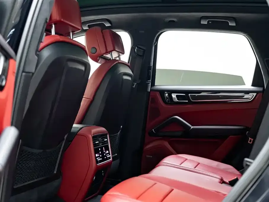 Porsche Cayenne Hybrid 2021 из CN, фото 9