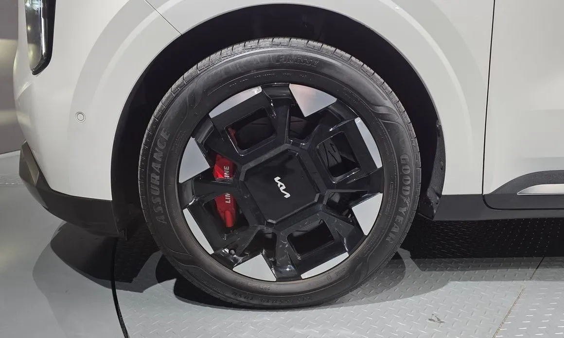 Kia Carnival 2024 из KR, фото 7