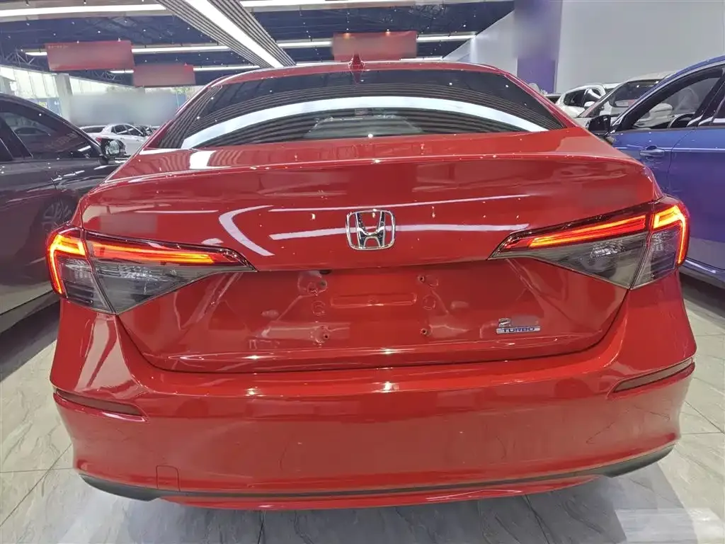 Honda Civic — фото 8