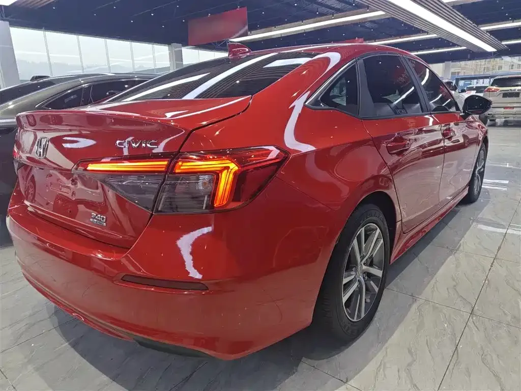 Honda Civic — фото 5
