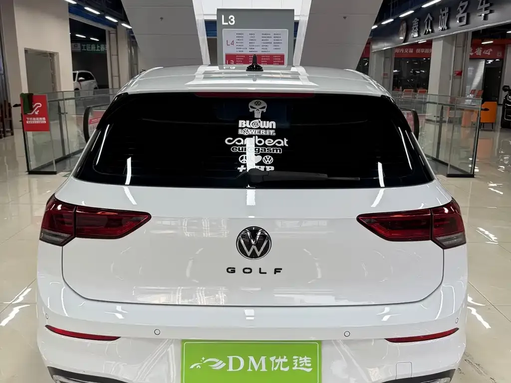 Volkswagen Golf 2023 из CN, фото 3