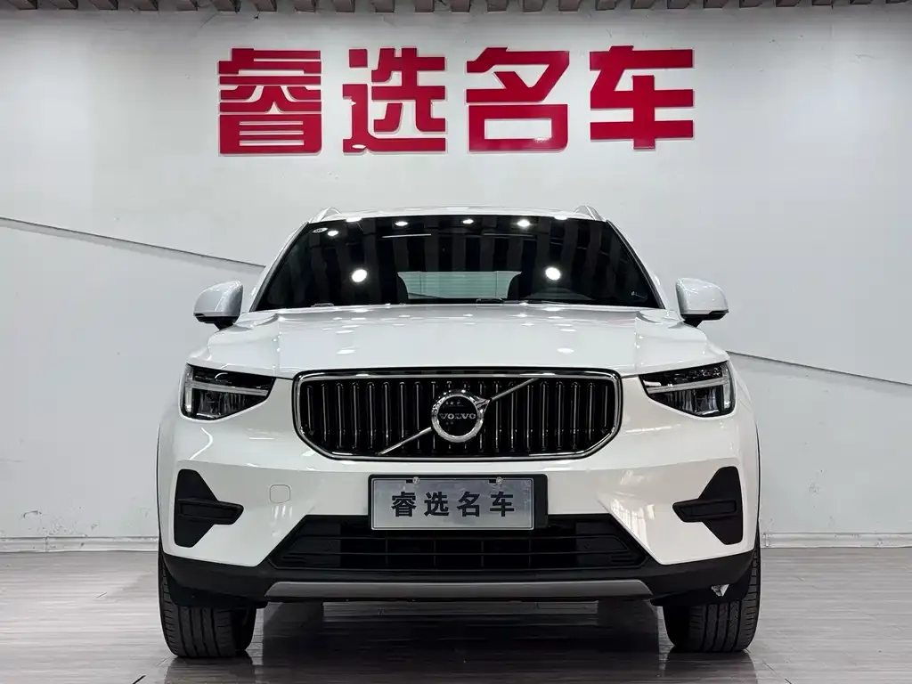 Volvo XC40 2023 из CN, фото 4