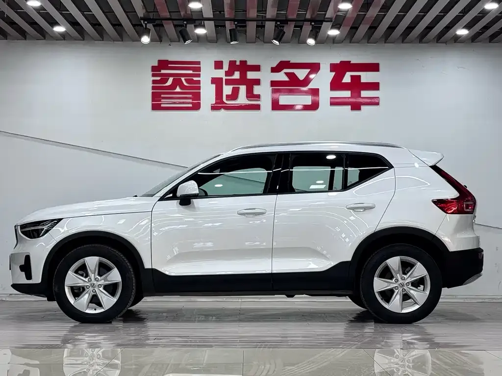 Volvo XC40 2023 из CN, фото 6