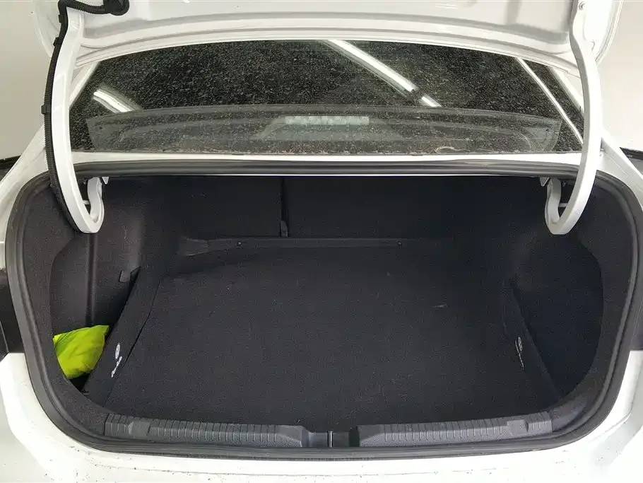 Volkswagen Lavida 2023 из CN, фото 8