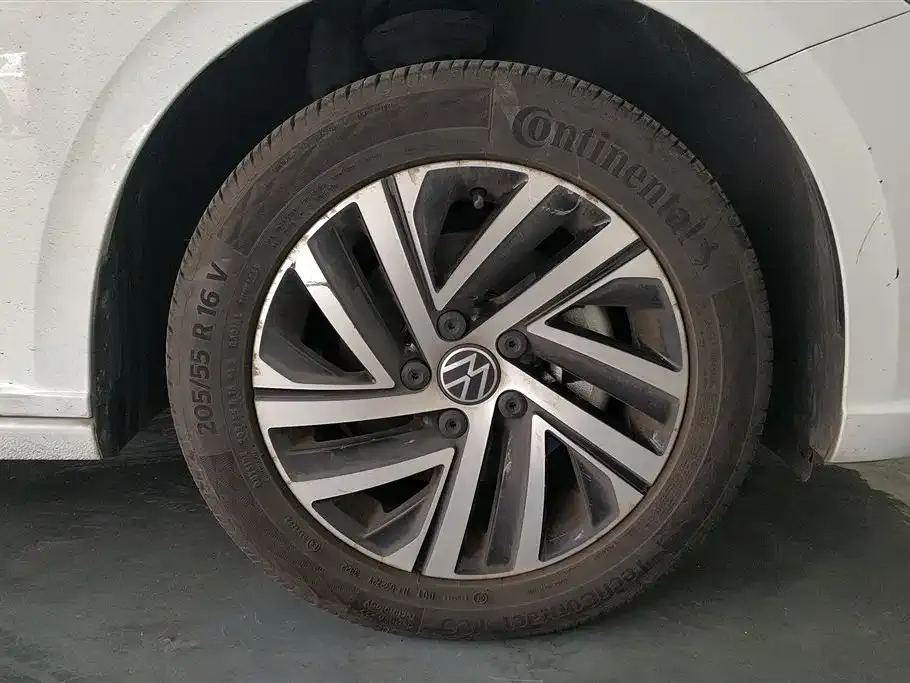 Volkswagen Lavida 2023 из CN, фото 4