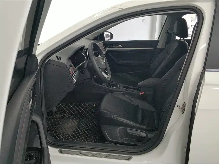 Volkswagen Lavida 2023 из CN, фото 5