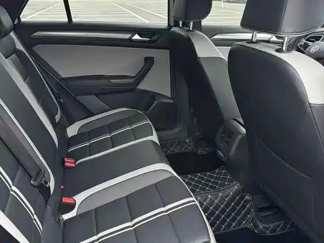 Volkswagen T-Roc 2024 из CN, фото 3