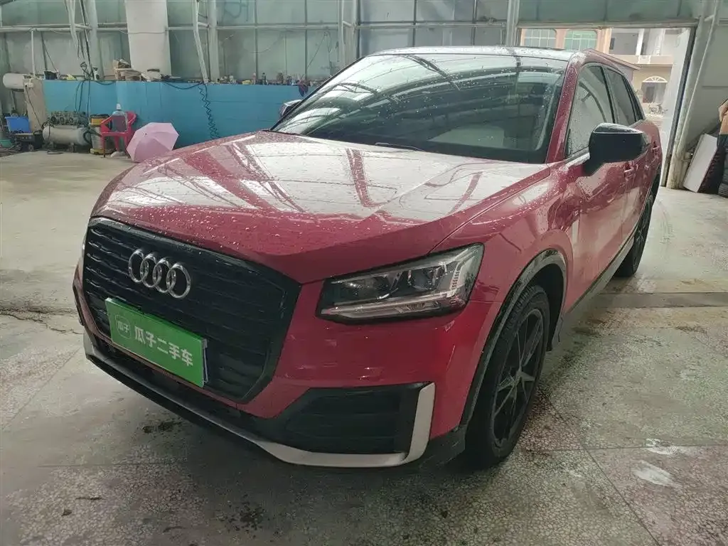 Audi Q2L