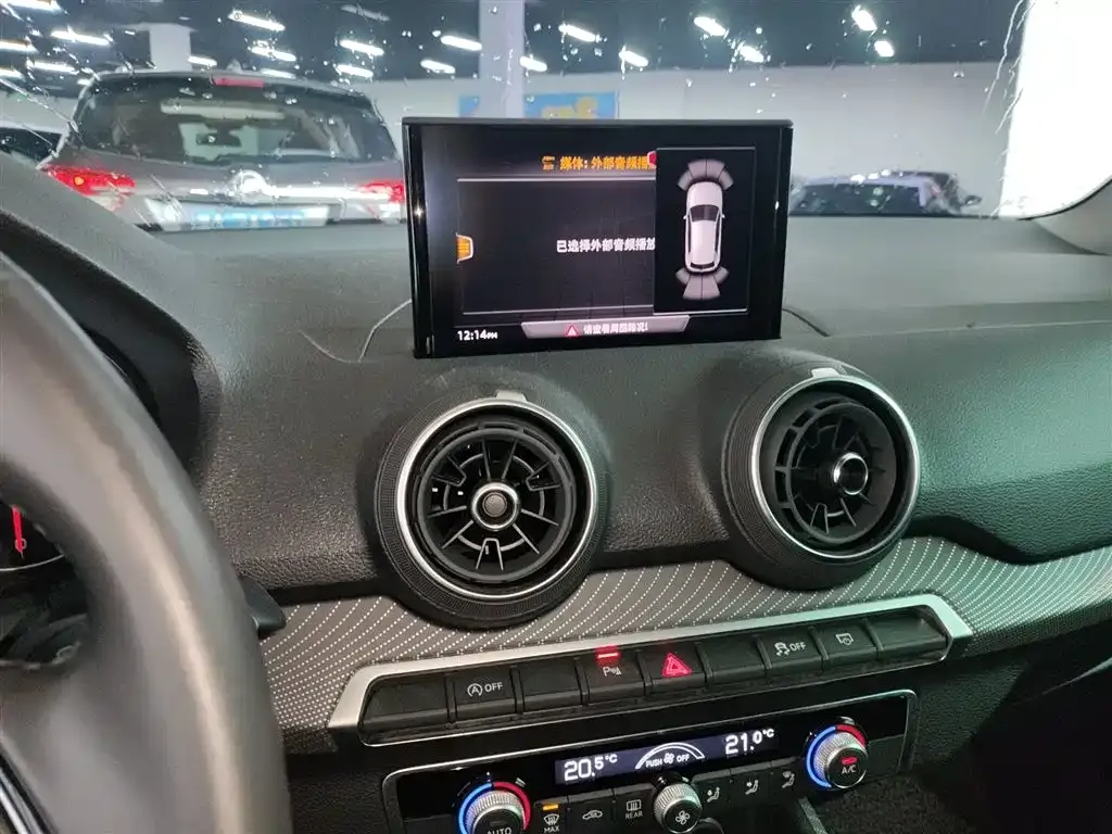 Audi Q2L 2021 из CN, фото 3