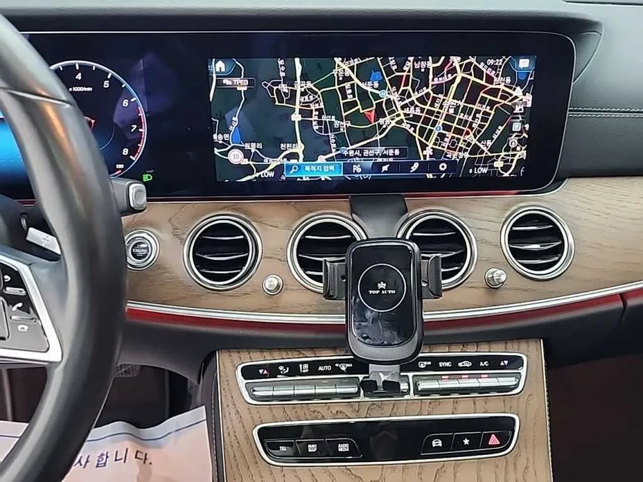 Mercedes-Benz E-Class 2021 из KR, фото 7