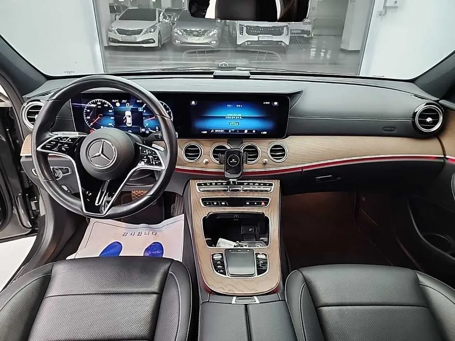 Mercedes-Benz E-Class 2021 из KR, фото 9