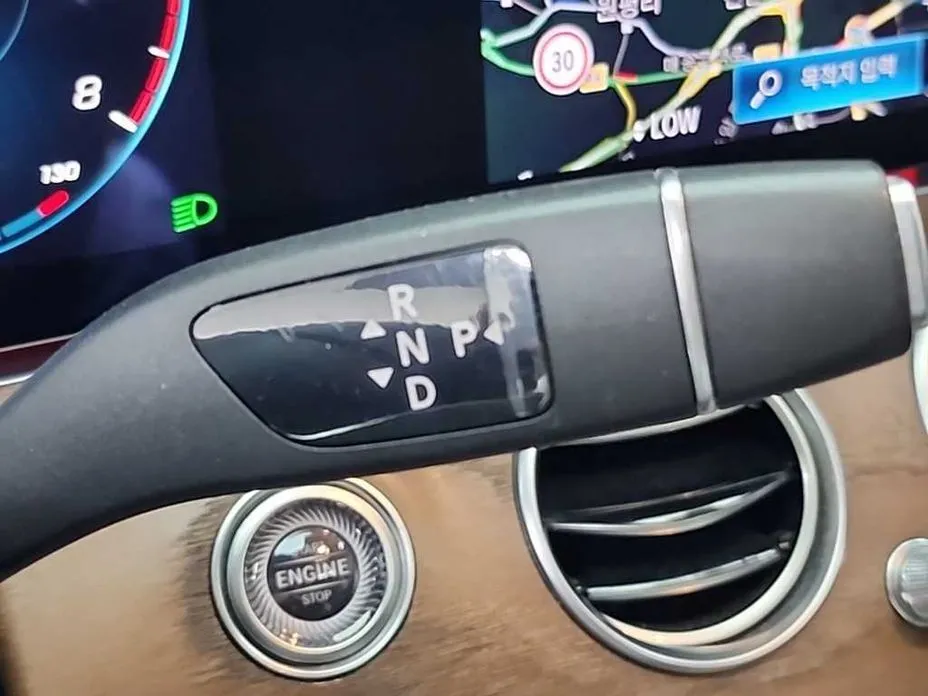 Mercedes-Benz E-Class 2021 из KR, фото 2