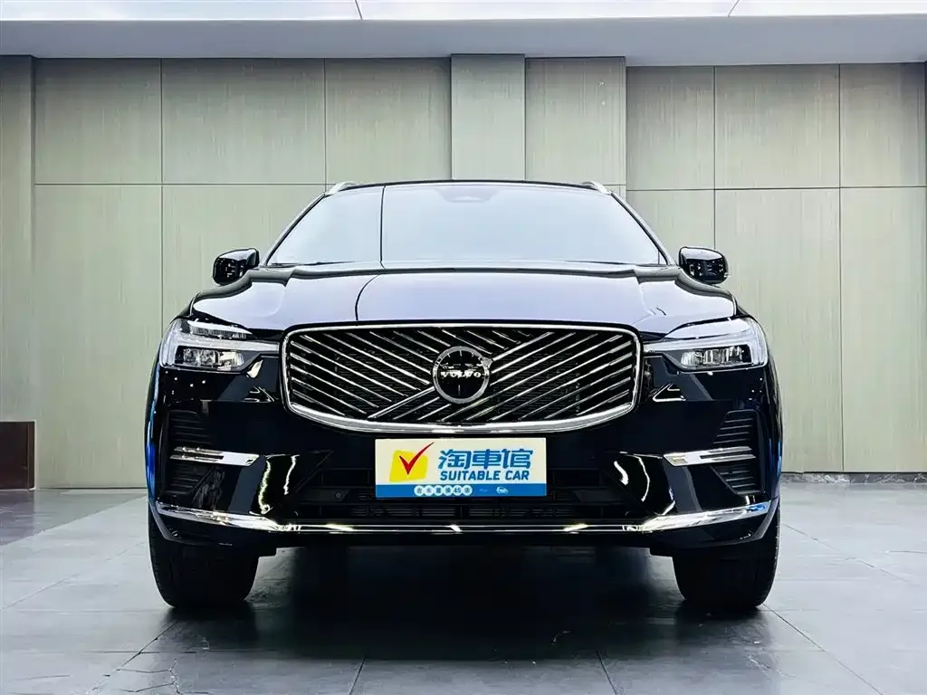 Volvo XC60 — фото 4
