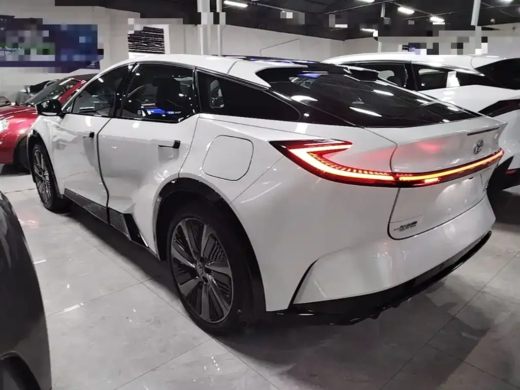 Toyota bZ5 2026 из CN, фото 8