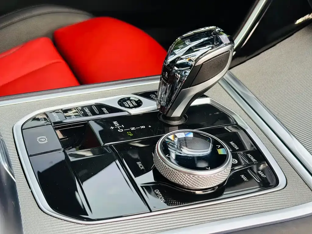 BMW 8 Series 2021 из CN, фото 8