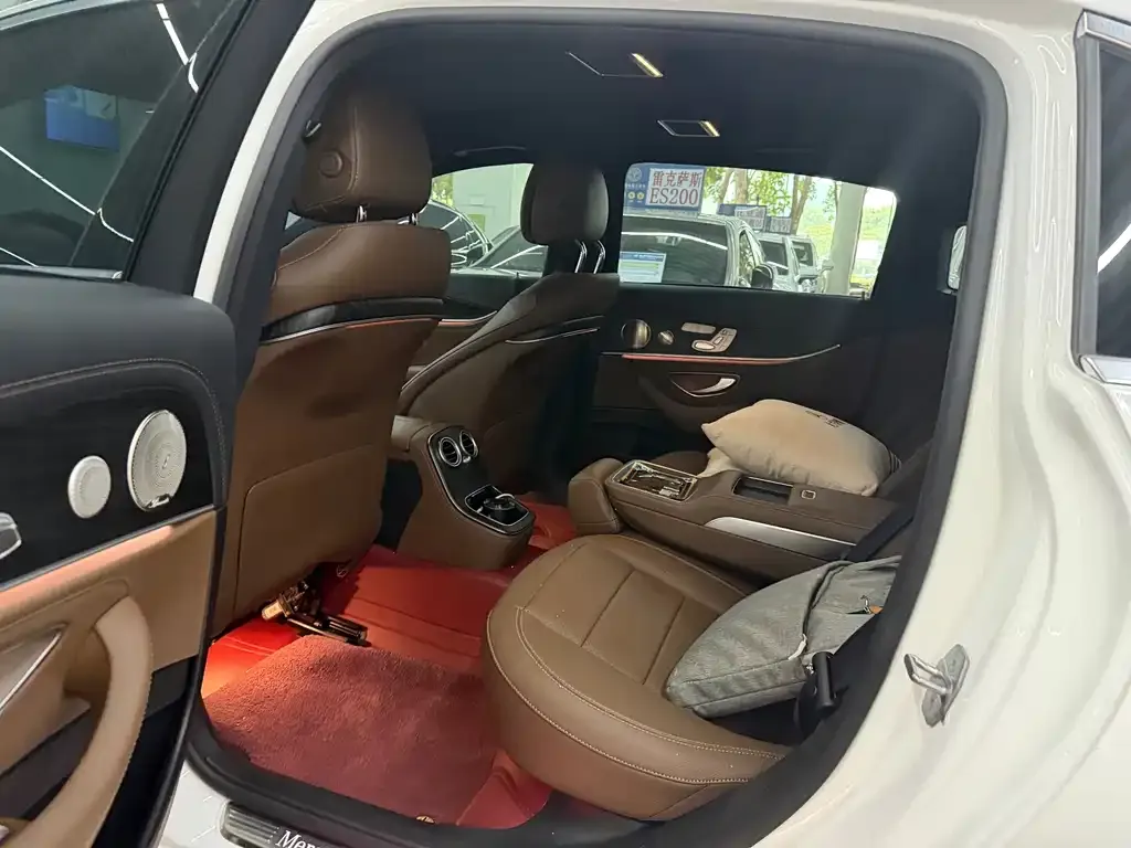 Mercedes-Benz E-Class 2023 из CN, фото 7