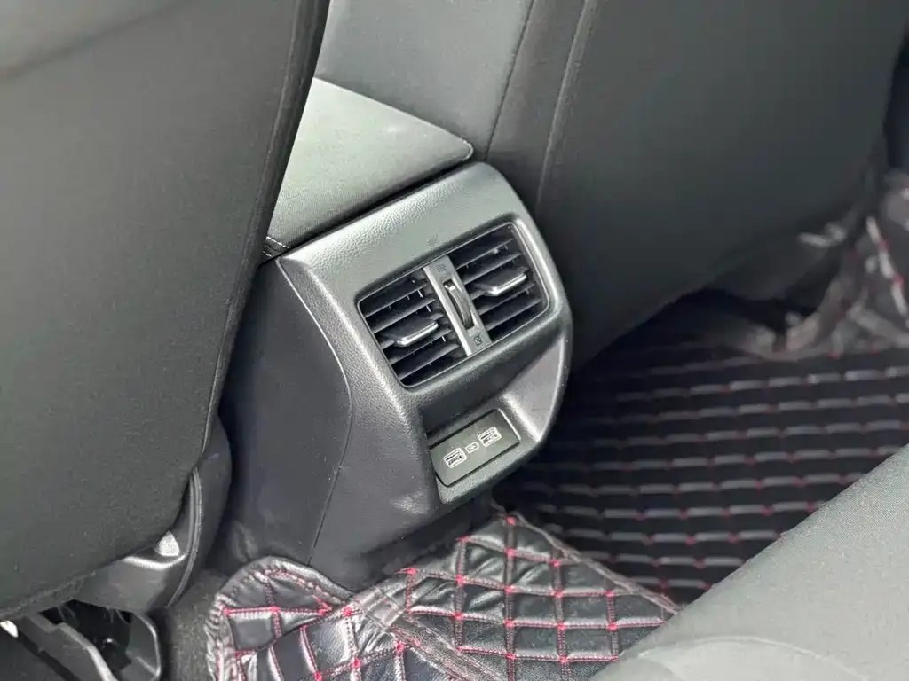 Honda Civic — фото 5