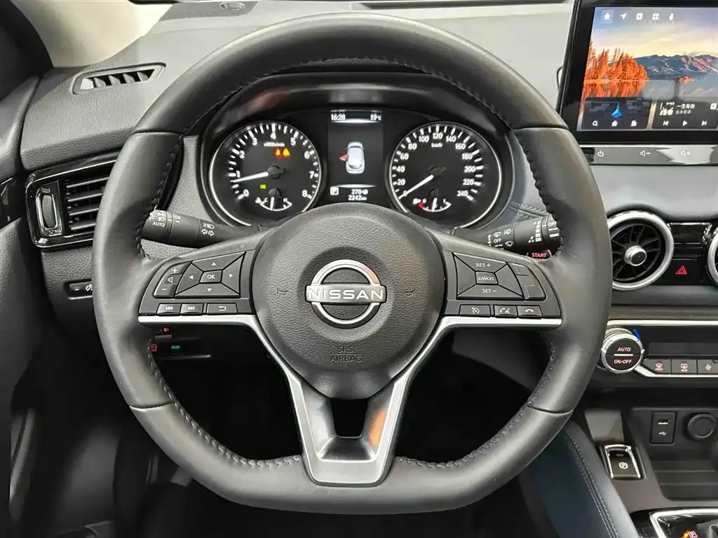 Nissan Qashqai — фото 9