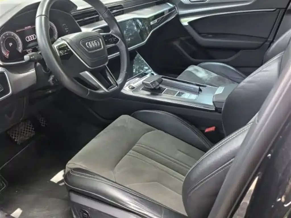 Audi A6L 2024 из CN, фото 3