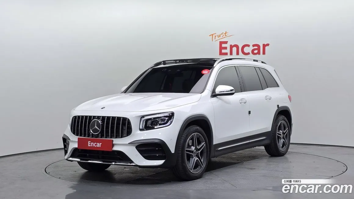 Mercedes-Benz GLB-Class — фото 1