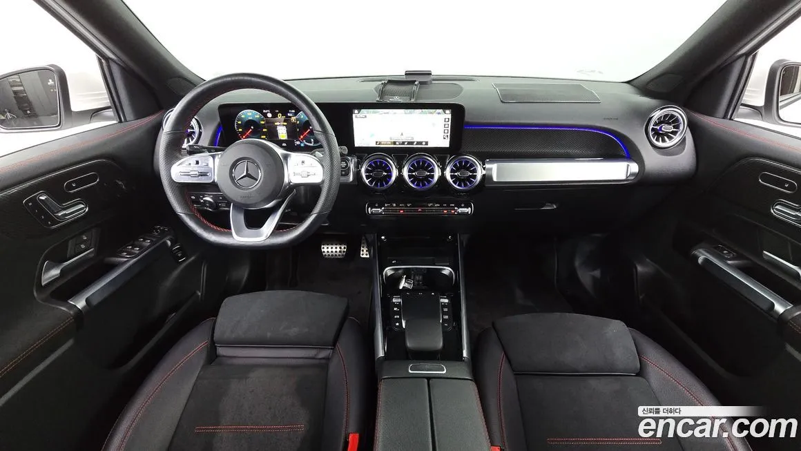 Mercedes-Benz GLB-Class — фото 10