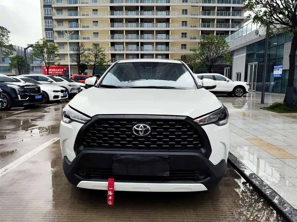 Toyota Corolla Cross 2024 из CN, фото 7
