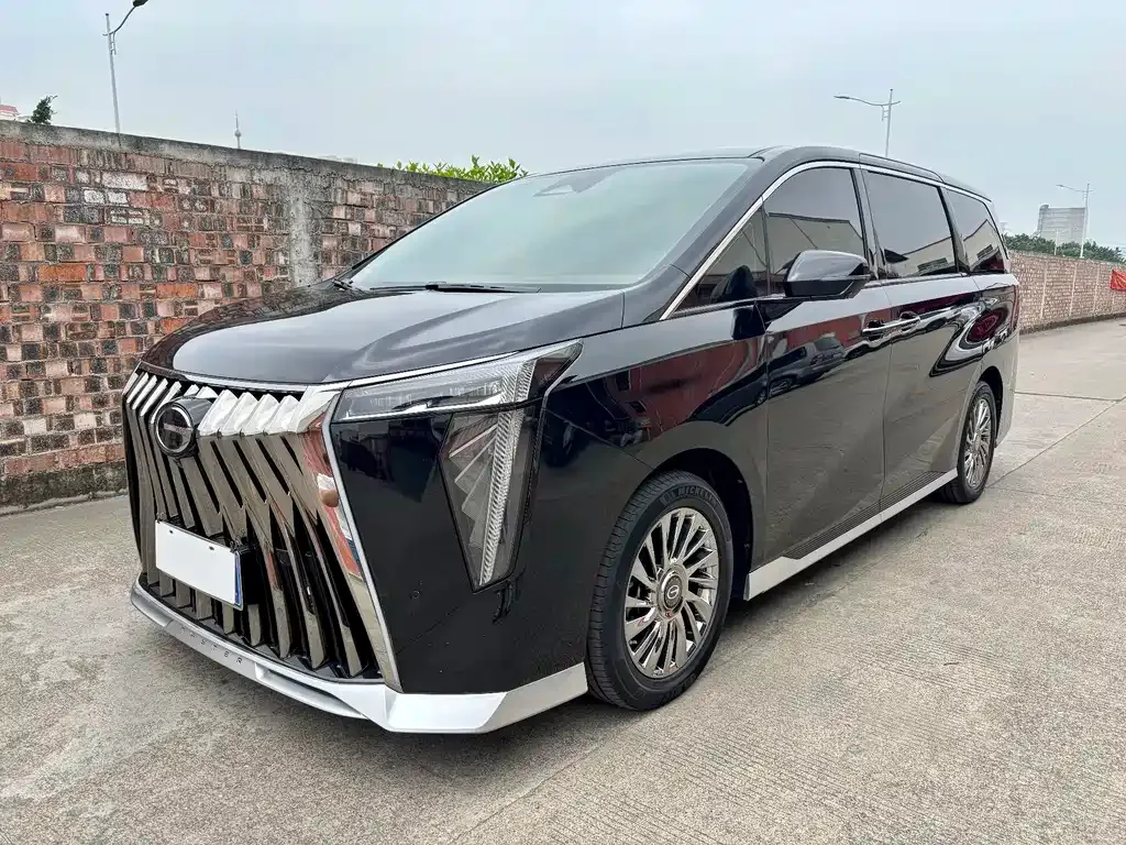 GAC Motor Trumpchi M8 — фото 1