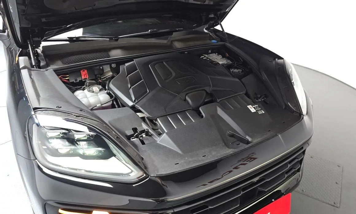 Porsche Cayenne 2025 из KR, фото 7