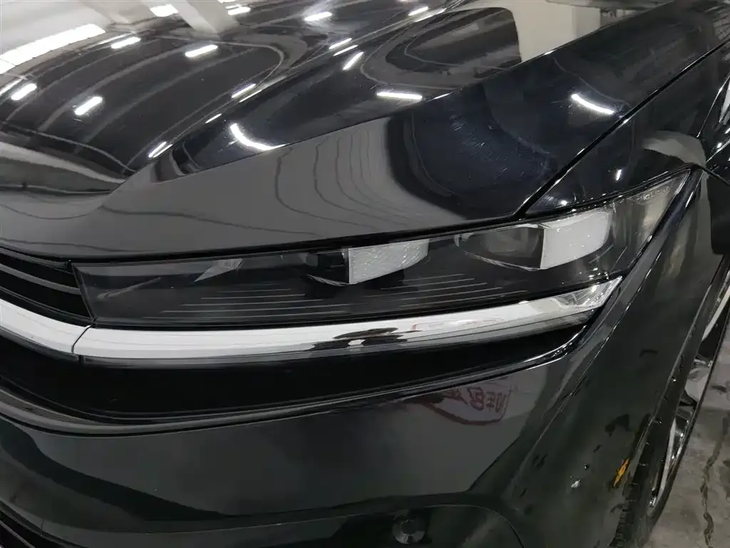 Volkswagen Magotan 2024 из CN, фото 8