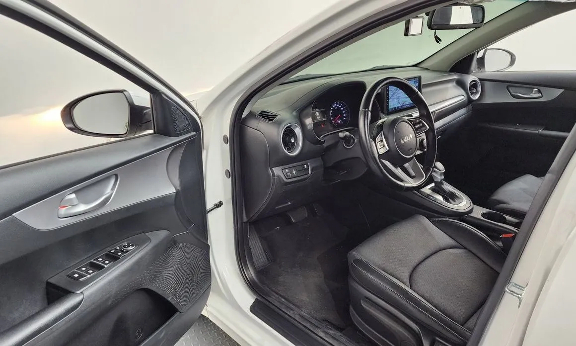 Kia K3 2022 из KR, фото 3