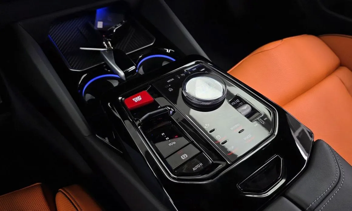 BMW M5 2025 из KR, фото 4