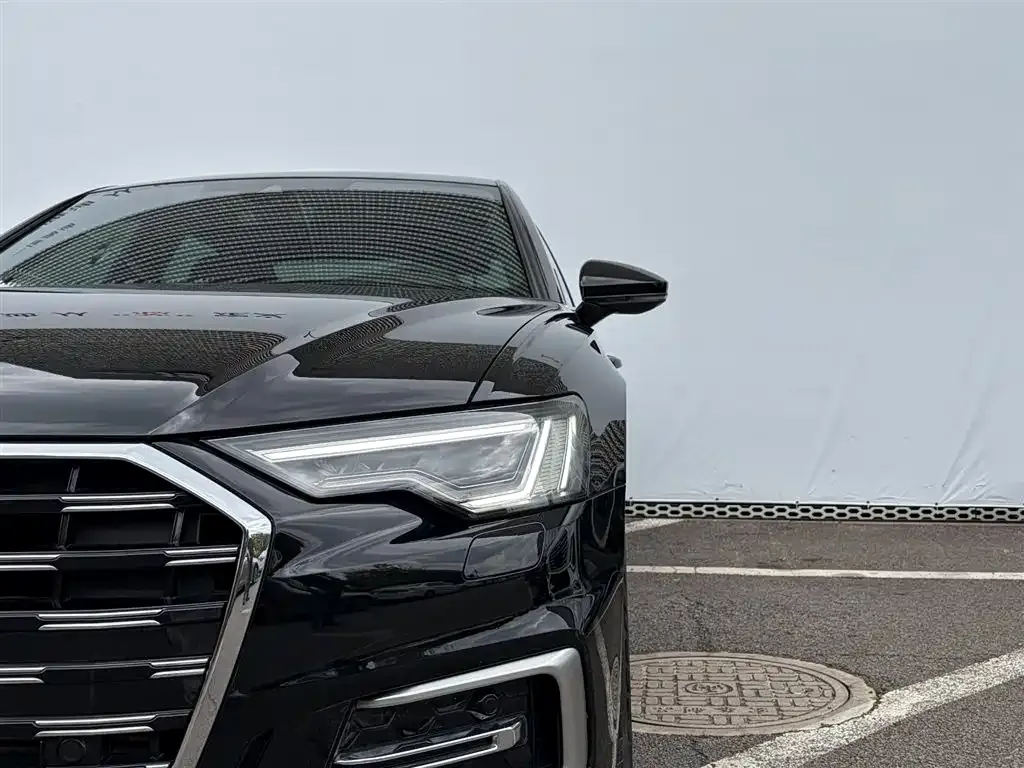 Audi A6L — фото 8