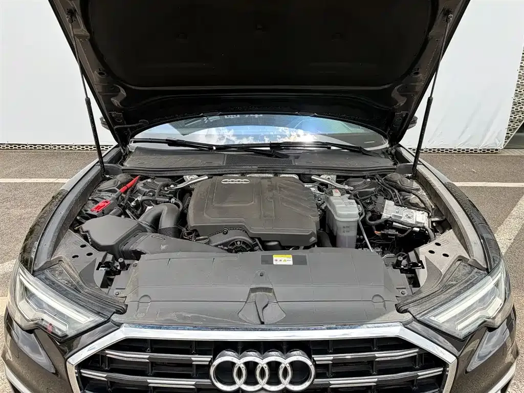 Audi A6L — фото 6