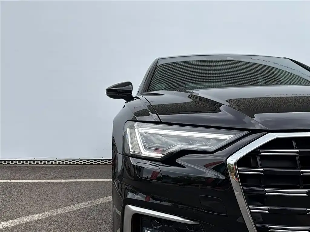 Audi A6L — фото 2