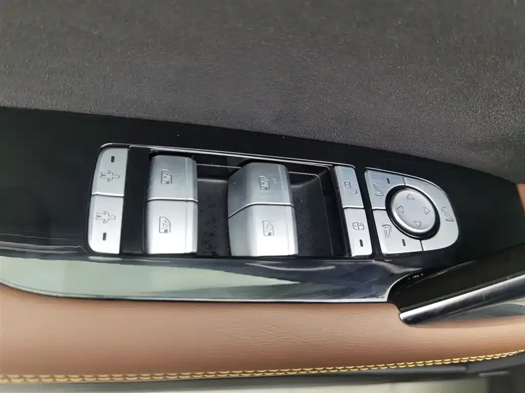 BYD Tang New Energy 2022 из CN, фото 2
