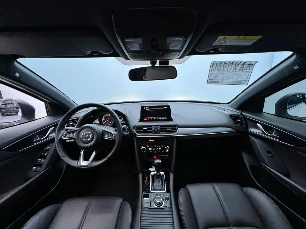 Mazda CX-4 — фото 7