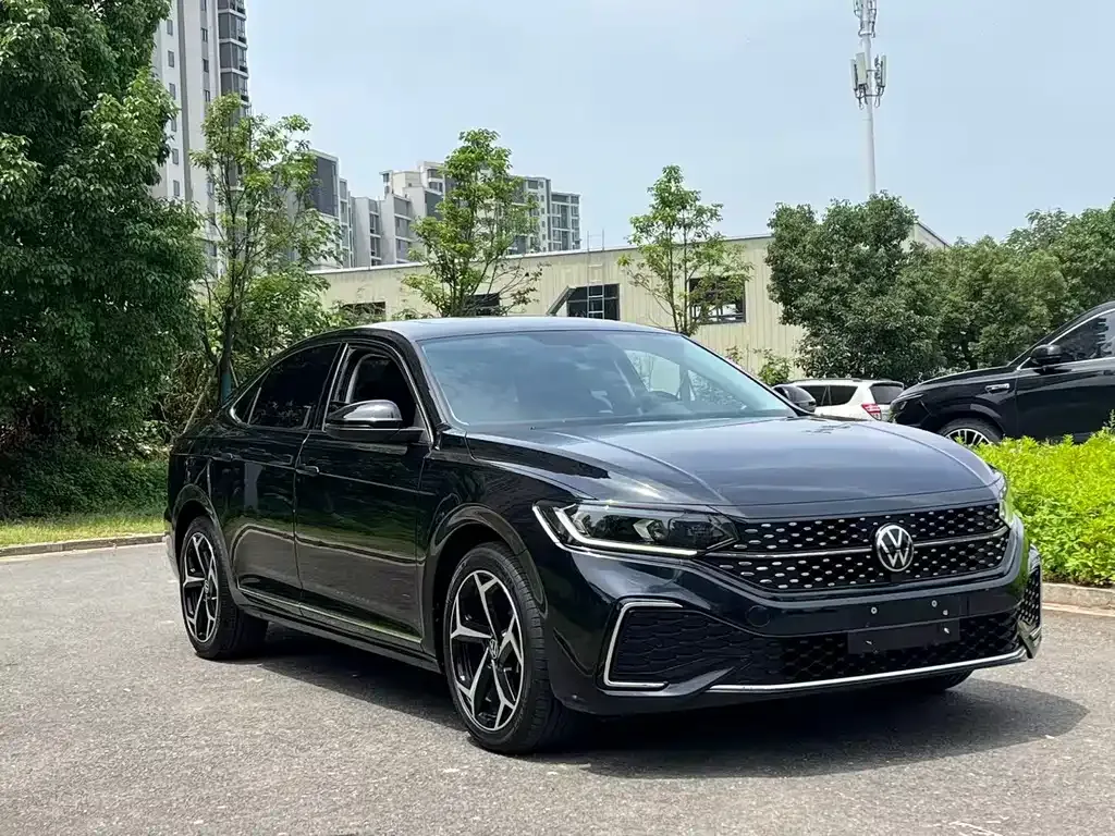 Volkswagen Passat — фото 3